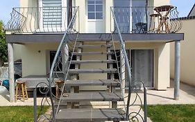 Maison chaleureuse avec parking gratuit sur place